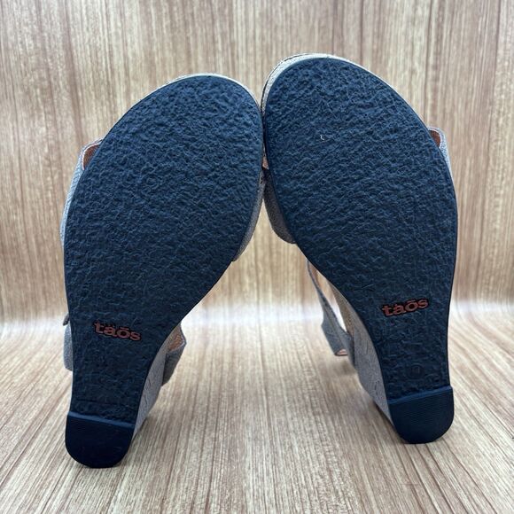 Taos Pyramid Grey Snake Wedge Leather Cork Women’s‎ Sandal Size 10-10.5 / 41 main image 3